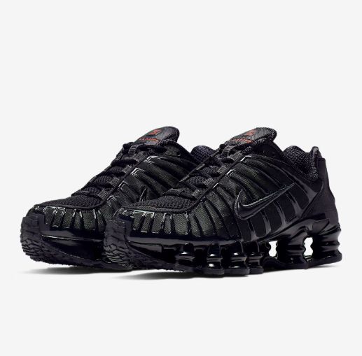 Black Nike shox
